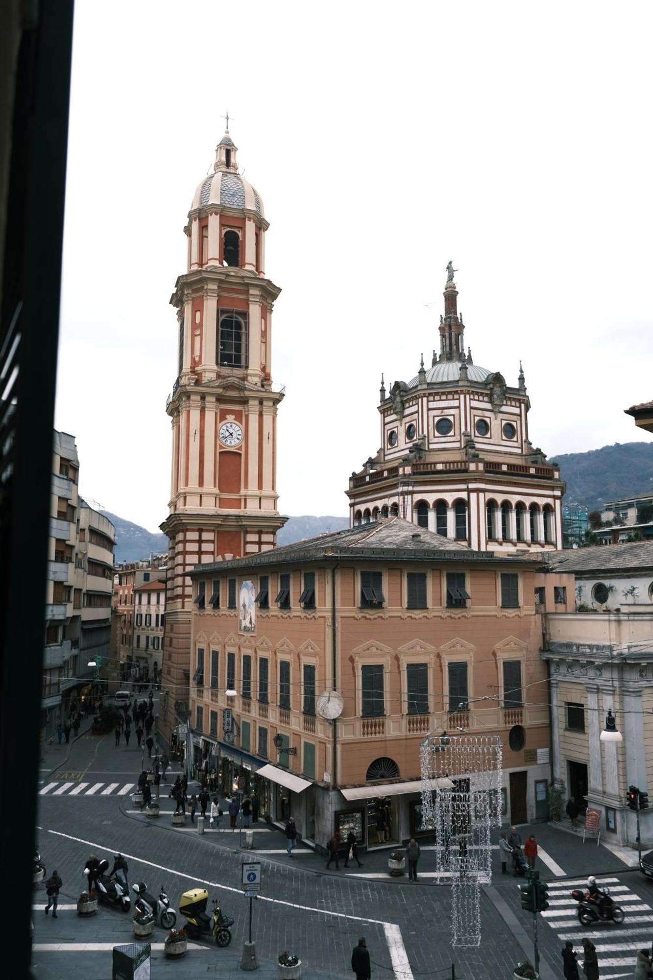 Finestra Sulla Piazza By Portofinovacanze Рапало Екстериор снимка